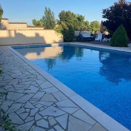 Hotel Karina Jarnac Bagian luar foto
